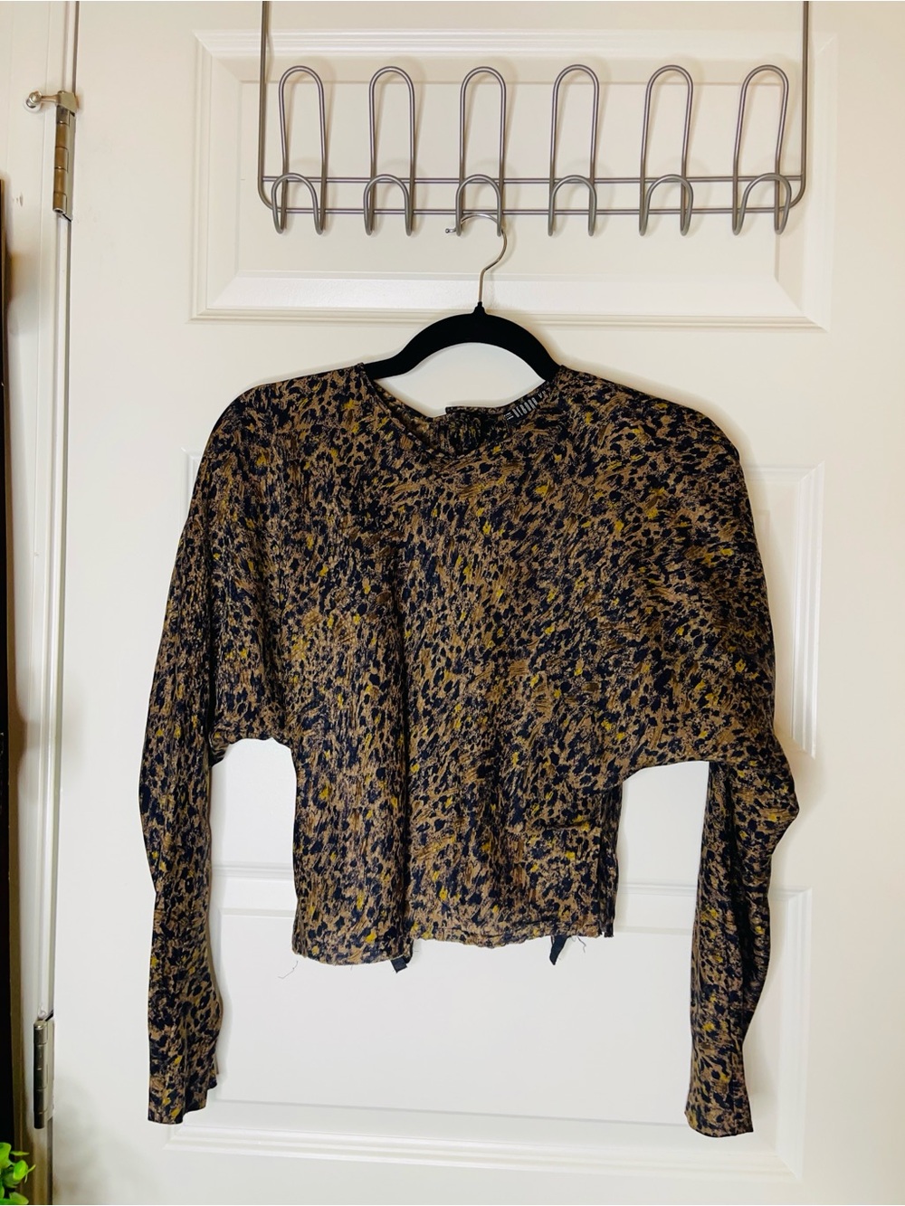 Debora Kuchme | 100% Pure Silk Leopard-Print Long Sleeve Crop Top - Brown/Black